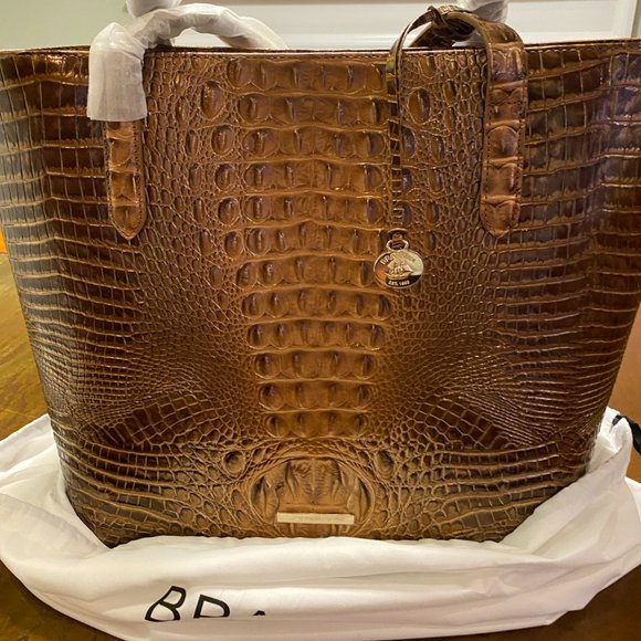 Giftable! NWT Brahmin Brooke Tote!  STUNNING! Work?  Travel? - Picture 5 of 12